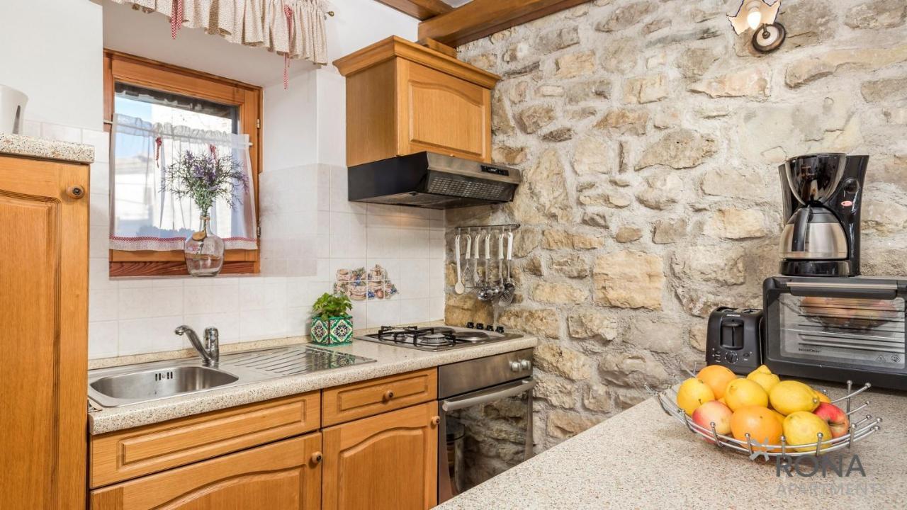 Rona Stone House Apartments Janja Boljun 外观 照片