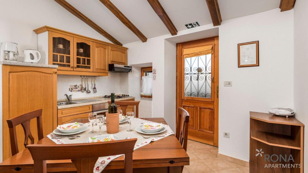 Rona Stone House Apartments Janja Boljun 外观 照片
